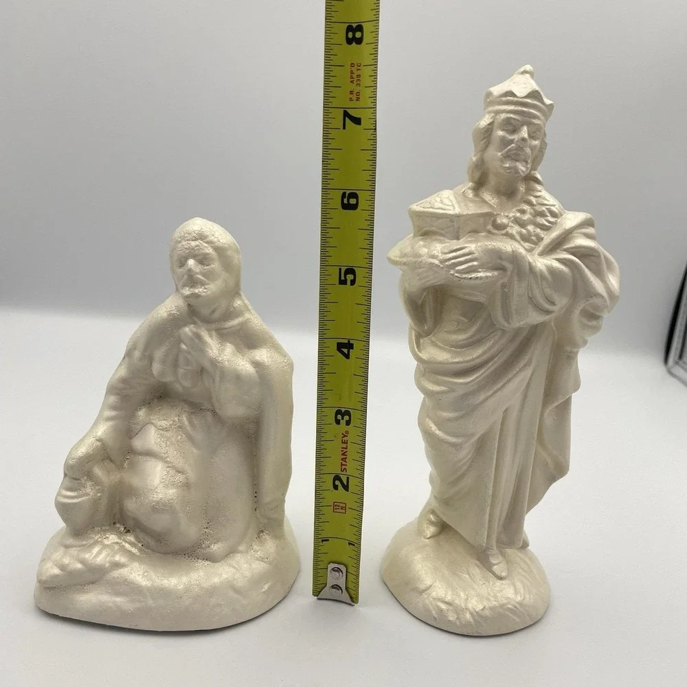 Vintage 1960s–70s Atlantic‎ Mold Nativity Set Shepherd Wise Man Baby Jesus 8